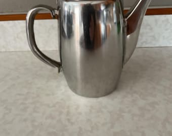 Cafetera vintage – Decoración clásica retro para la cocina – Cafetera de metal de colección