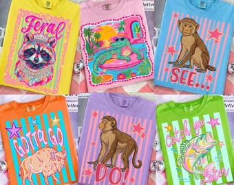Pacchetto PNG "Ci vediamo dopo", PNG "Scimmia che fa...", Design estivo preppy e femminile in stile costiero, Citazioni carine e impertinenti sugli animali, "A dopo, Alligatore", PNG "Procione selvatico".