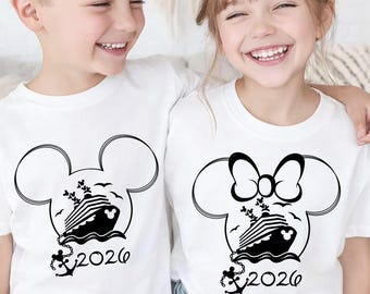 Familien-Kreuzfahrt-Reise-Svg-Png-Bundle, magische Kreuzfahrt 2026-Svg, Maus und Freunde-Squad-Svg, Let's Cruise-Svg, Familienurlaub-Svg, Datei für Schnitt