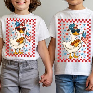 Lindo niño niña verano PNG, niño ganso tonto PNG, diseño de sublimación para niño y niña del 4 de julio, camiseta patriótica para niños PNG, niño niña ganso PNG