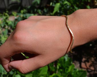 Minimalist Brass Cuff Bracelet: Hand Hammered Metalwork