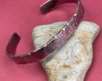 Handmade pure copper cuff bracelet, unique texture, size LARGE 7” inches end to end