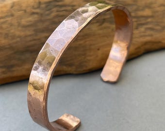 Handmade cuff copper bracelet, medium size 7” inches end to end. Pure copper metalwork