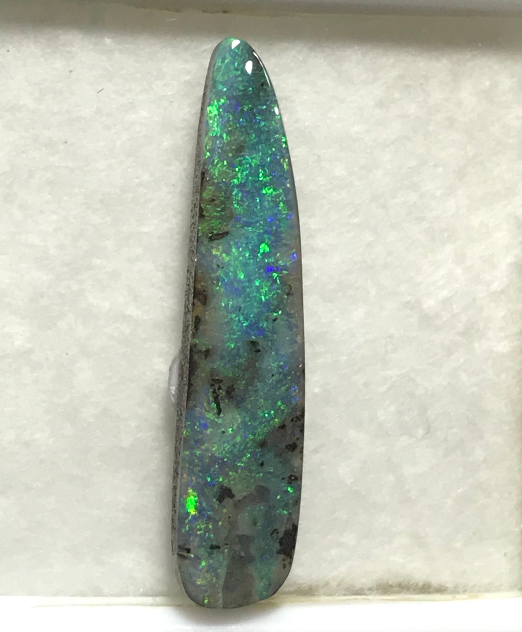 Rohopal paydirt Boulder Opal aus Queensland Australien 