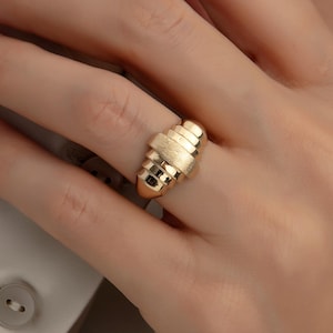 14k Bold Gold Ring, Chunky Statement Ring, Statement Gold Band, Gold Ribbed Dome Ring, Dainty Signet Ring, Wedding Band for Women