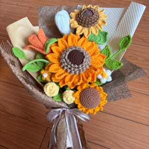 Crochet Flowers Bouquet, Sunflower Forever Flower, Graduation Gift, Wedding Bouquet, Handmade Crochet for Friend, Birthday Gift Idea