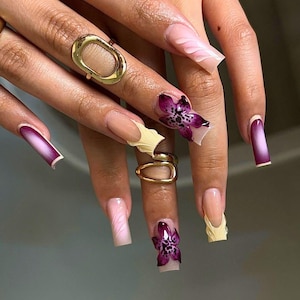 Floral Purple Square Press On Nails, French Tips Nail Art, Nail Designs, Custom Fake Acrylic Nails, Autumn Nail, Reusable Nail, Flower Nails