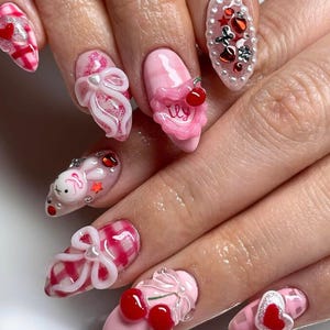 kiss me, glitter nails, birthday nails, gift for her, hand-painted nail glue, Valentine nails, Valentine nail set, valentines nails press on nails, nail art, nails, heart nails, fake nails, coffin nails, glue on nails, handmade nail art