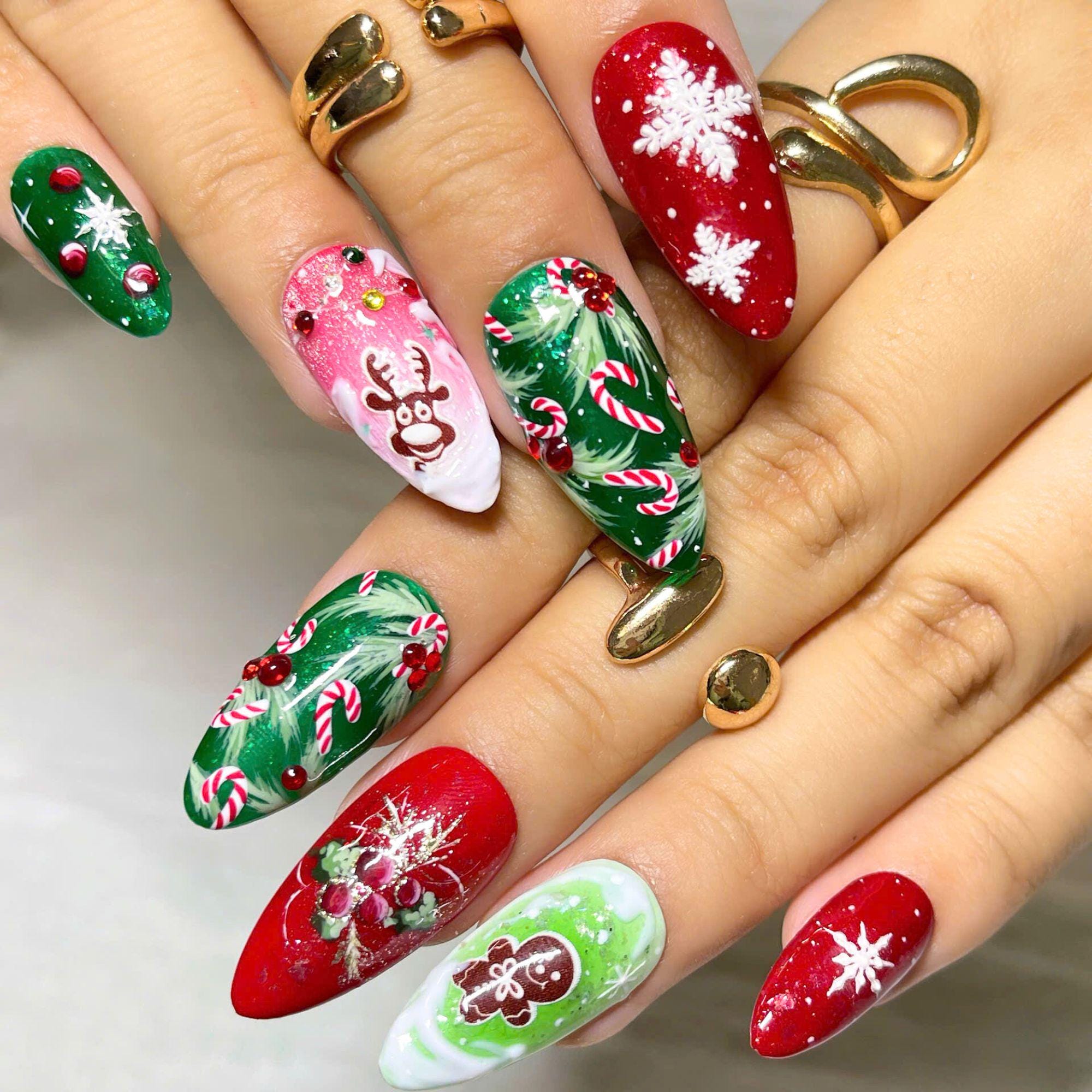 クリスマスネイル(Christmas nail tips) Christmas Nail Art Set, Red Green Holiday Press on Nails, Santa