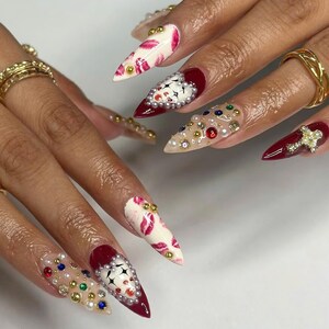 gift for wife, autumn press ons, almond fake nails, fall nails for her, ombre fake nails, glue on nails, press on nails, acrylic nails, fake nails, press on nails long, press on nails short, halloween nails, reusable nails