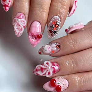 kiss me, glitter nails, birthday nails, gift for her, hand-painted nail glue, Valentine nails, Valentine nail set, valentines nails press on nails, nail art, nails, heart nails, fake nails, coffin nails, glue on nails, handmade nail art