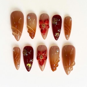 Herbst Bernstein Press On Nails Medium Almond mit Ahornblatt, Herbstblüte, künstliche Nägel, Blumennägel, Gelnägel, brauner Nagel, Geburtstagsnägel, Geschenke