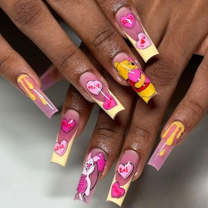 Uñas postizas de color rosa para San Valentín, diseño de uñas cromado único, uñas con forma de corazón de ensueño, uñas postizas acrílicas personalizadas para San Valentín con cerdo, oso y uñas para boda