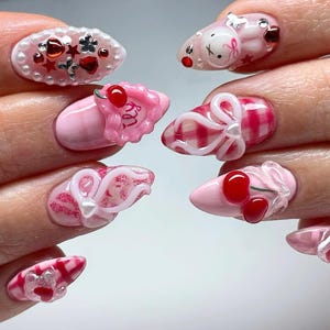 kiss me, glitter nails, birthday nails, gift for her, hand-painted nail glue, Valentine nails, Valentine nail set, valentines nails press on nails, nail art, nails, heart nails, fake nails, coffin nails, glue on nails, handmade nail art
