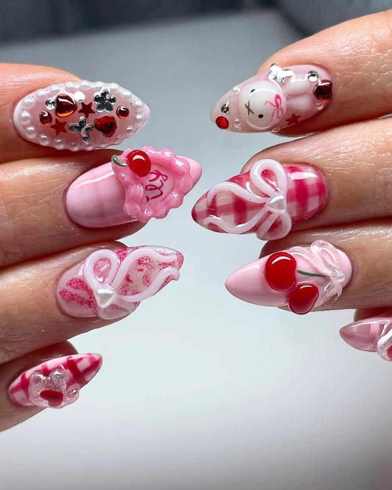 kiss me, glitter nails, birthday nails, gift for her, hand-painted nail glue, Valentine nails, Valentine nail set, valentines nails press on nails, nail art, nails, heart nails, fake nails, coffin nails, glue on nails, handmade nail art