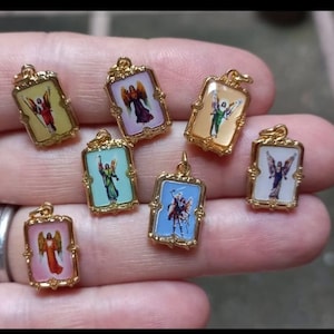 Medallas de Arcángel: Juego de regalo católico de 7