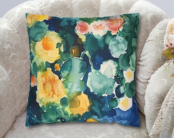Funda de almohada floral abstracta en acuarela, cojín artístico azul y amarillo inspirado en Klimt.