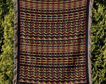 Manta geométrica de fútbol americano de Kansas City: diseño Coded Chief, algodón tejido