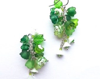 WOOD ANEMONE dangles, Long Floral dangles, Green Dangles, Bridal Dangles, Art Nouveau Dangles, Gift for Her, Cluster Earrings