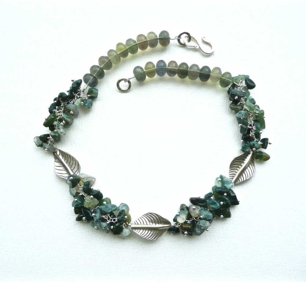 Red Green Leaf Choker main image 0