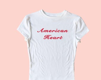 Maglietta per neonati con ricamo "American Heart", maglietta "American Heart", maglietta per neonati Y2k, maglietta per neonati personalizzata