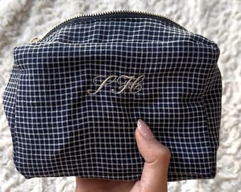 Personalized Embroidered Initials Makeup Bag, Plaid Makeup Bag, Custom Monogram Travel Cosmetic Bag, Gift for Her, Embroidered Travel Bag