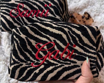 Bestickte Zebra Makeup Tasche - Personalisierte bestickte Reisetasche, Animal Print Bag, Zebra Bag
