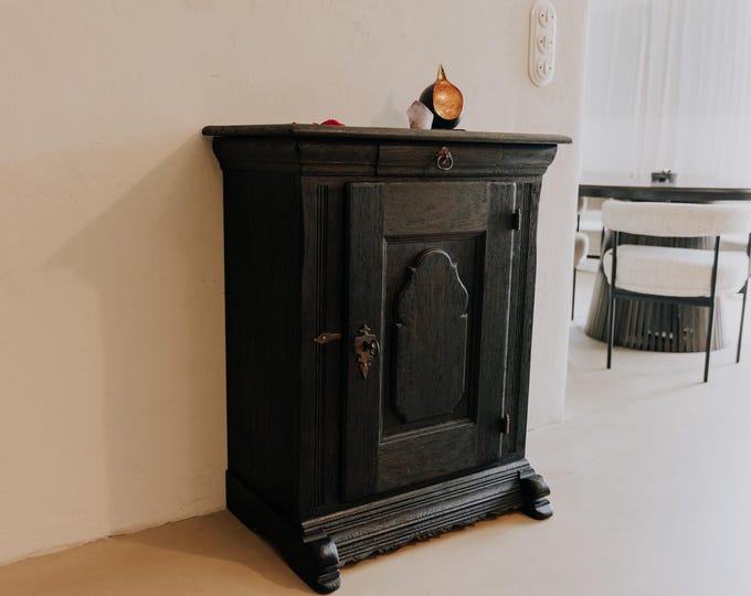 Antique black chest of drawers - vintage chest of drawers - wooden chest of drawers - antique chest of drawers - solid oak or beech chest of drawers - old chest of drawers - designer wooden chest of drawers