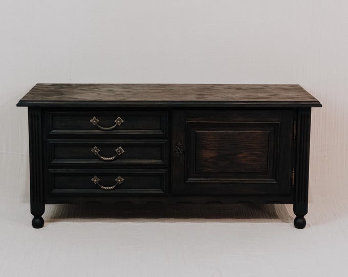 Chest of drawers made of wood - antique chest of drawers - oak chest of drawers - old chest of drawers made of dark wood (reclaimed wood) - vintage chest of drawers made of dark wood - vintage chest of drawers