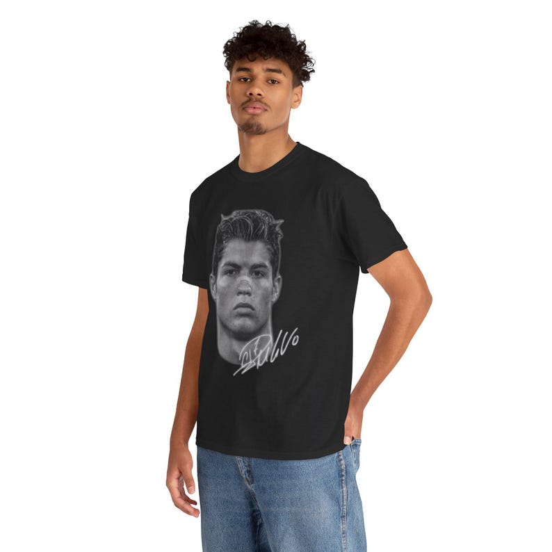 Camiseta Cristiano Ronaldo CR7 Manchester United Real Madrid Juventus Al-Nassr Portugal Regalo para aficionados al fútbol Leyenda del fútbol Camiseta con estampado vintage imagen 3
