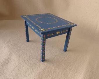 Dollhouse  miniature dining table  /  kitchen table /12th scale miniature table