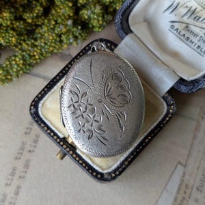 Vintage Oval Sterling Silver Photo Locket | Butterfly Floral Motif