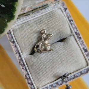 Dainty 9ct Gold Mouse Charm, Vintage 3D Animal Pendant for Necklace, Gold Quirky Jewellery Gift, Good Luck Charm For Her
