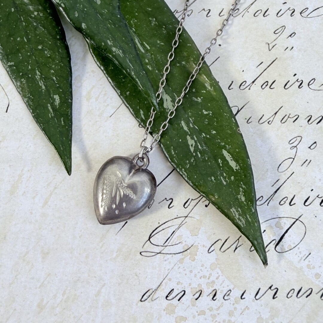 Vintage Sterling Silver Puffy Heart Necklace, Etched Pendant - Etsy