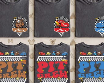 Camiseta personalizada de aniversário com tema de corrida, camiseta combinando para a família e equipe de apoio, roupa infantil para festa temática de carros, estampa de bandeira quadriculada em ambos os lados.