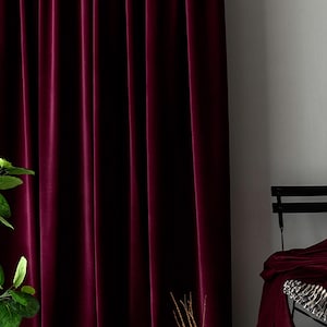 Par de cortinas de terciopelo burdeos: cortinas a medida para sala de estar
