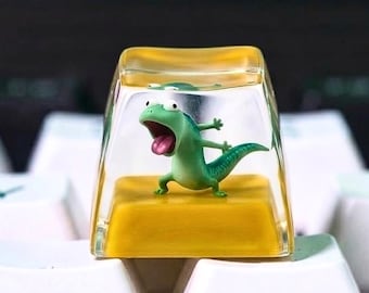 Tom Lizard Keycap, Hoppers Movie Inspired, Artisan Resin Keycap, Cute Funny Keyboard Decor, Unique Gift for Her, Movie Fan Gift