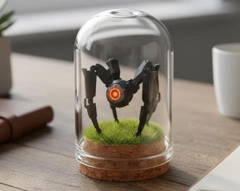 ARC Raiders Leaper Diorama In Glass Cloche, Sci-Fi Robot Miniature, Gaming Fan Gift, Desk Decor, Collectible Figurine