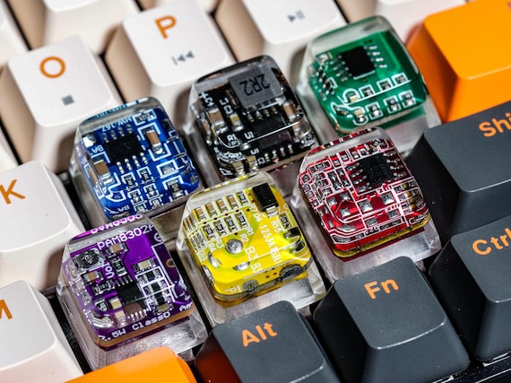 Circuit Board Resin Artisan Keycap Set, Transparent Keycap for Cherry MX Mechanical Keyboards, Custom Gaming Keycap Gift for Tech Lovers