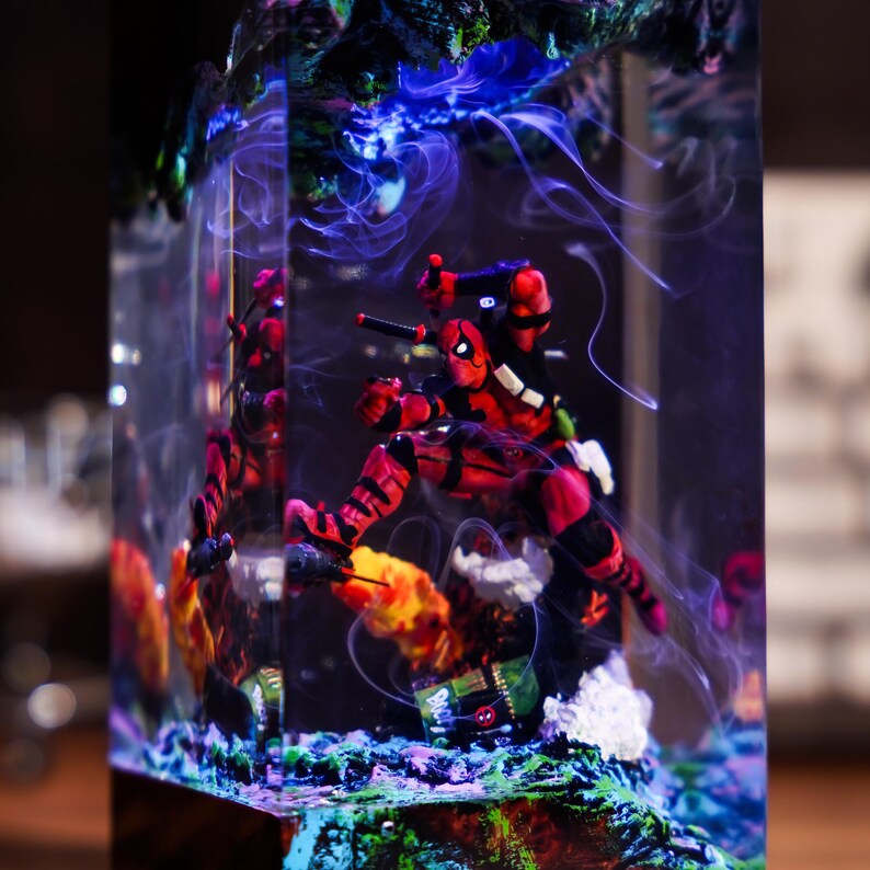 Invincible Lamp Invincible VS Resin Lamp, Mark Grayson Omni Man LED Light, Unique ...
