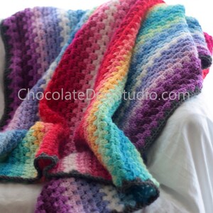 Easy rainbow crochet Blanket pattern, the Rainbow Granny Stripe an easy crochet blanket pattern image 3