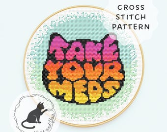 Wzór do haftu krzyżykowego w kształcie kota „Weź leki” (plik PDF do natychmiastowego pobrania), przypomnienie o lekach na ADHD, paleta kolorów tęczy