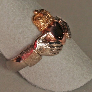 Claddagh Ring in 18k white, 18k yellow, and 14k pink gold, size 9 1/2, 10 mm tall image 3