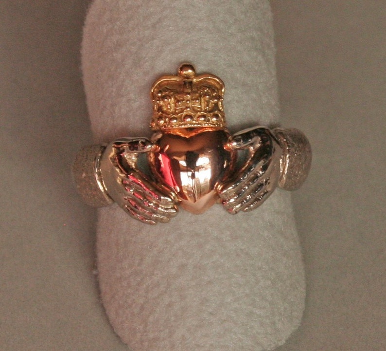 Claddagh Ring in 18k white, 18k yellow, and 14k pink gold, size 9 1/2, 10 mm tall image 2