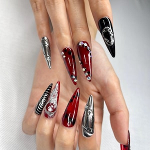 Metallic Glam Press-On Nail Collection – Bold Elegance in Every Detail | NL01