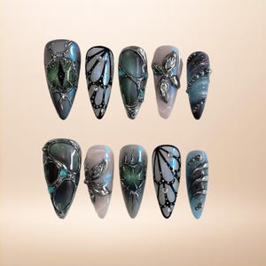 Handgemachte 3D-Schmetterling-Press-On-Nägel, Silber-Chrom, Gothic Glam