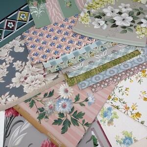 Vintage Wallpaper Samples Lot of 50 - (9" x 9") Junk Journal Ephemera Crafts Scrapbooking Floral Collage Roses Violets Daisies