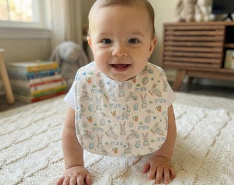 Gepersonaliseerde slabbetje en spuugdoekje set in blauwe paaseieren, eerste Pasen-voeding essentieel voor jongen, zacht lente-kinderdagverblijfaccessoire, pastelei