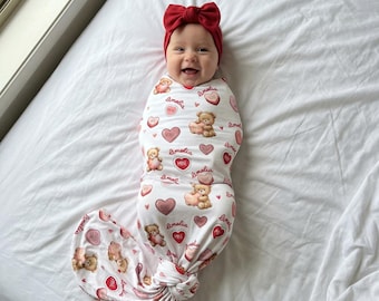 Rode lieverd gepersonaliseerde inbakerset, bijpassende cadeauset voor Valentijn voor meisje, babynaamdeken, ziekenhuis thuiskomst, pasgeboren cadeau