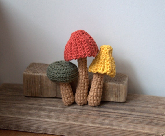 Huge Red Plush Magic Mushroom Stuff XL Toadstool Party Prop Home Decor Ornament Huge Red Plush Magic Mushroom Stuff XL Toadstool Party Prop Home Decor Ornament